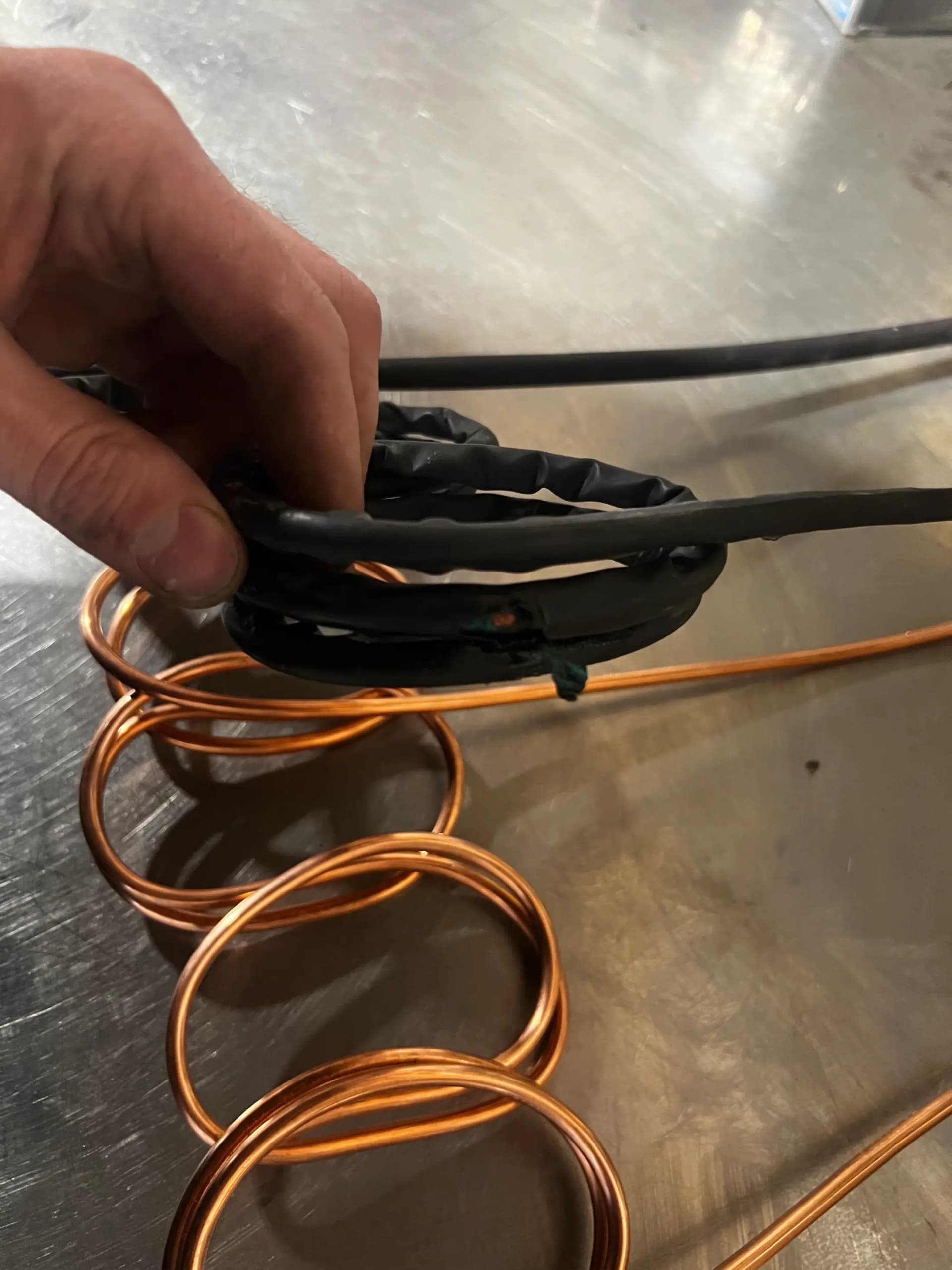 Sandras Dorfbäckerei – Tiefkühler-Reparatur – Bild 1